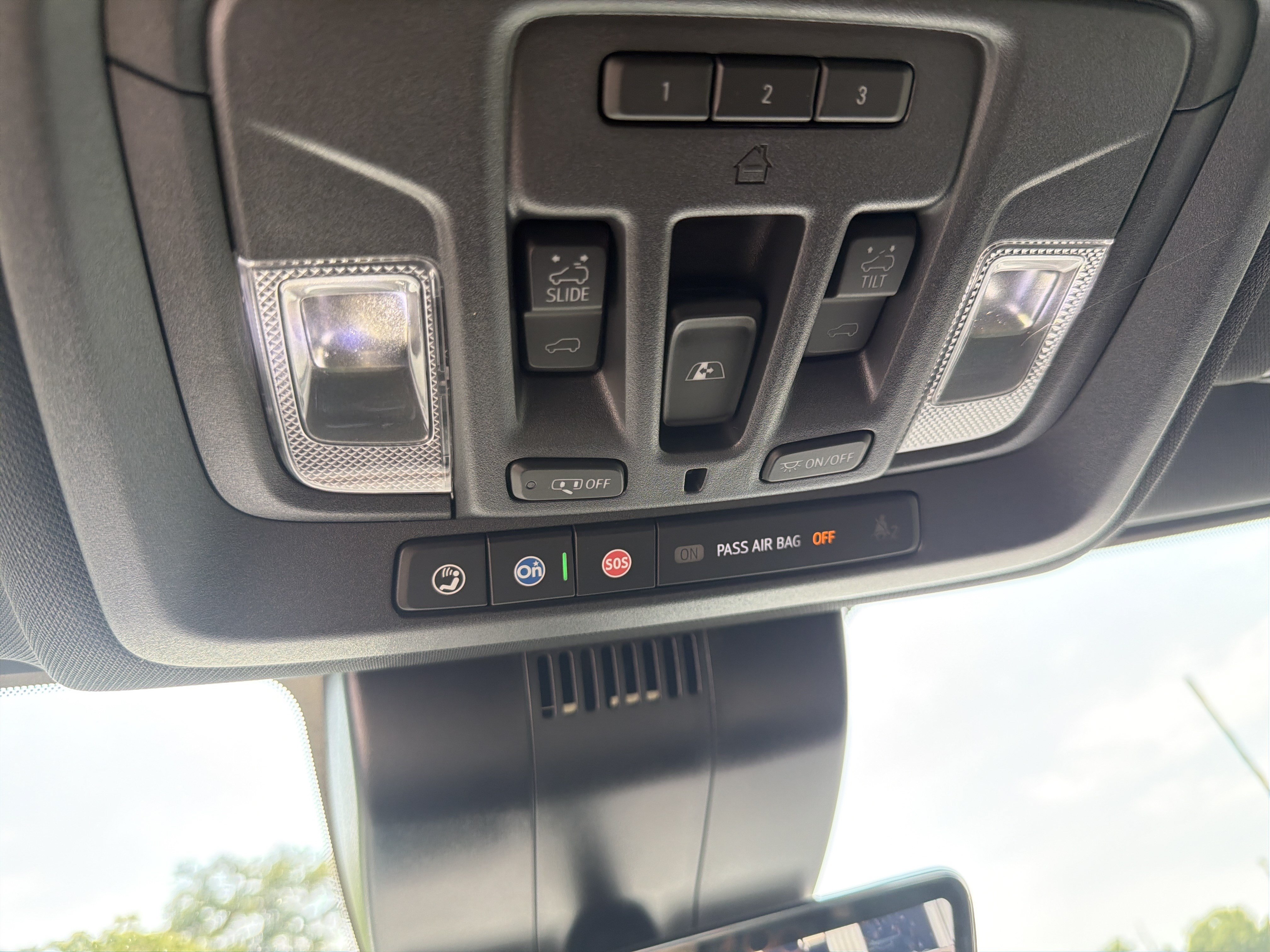 Certified 2024 GMC Sierra 2500 AT4 w/ AT4 Premium Plus Package AWD/4WD image 24
