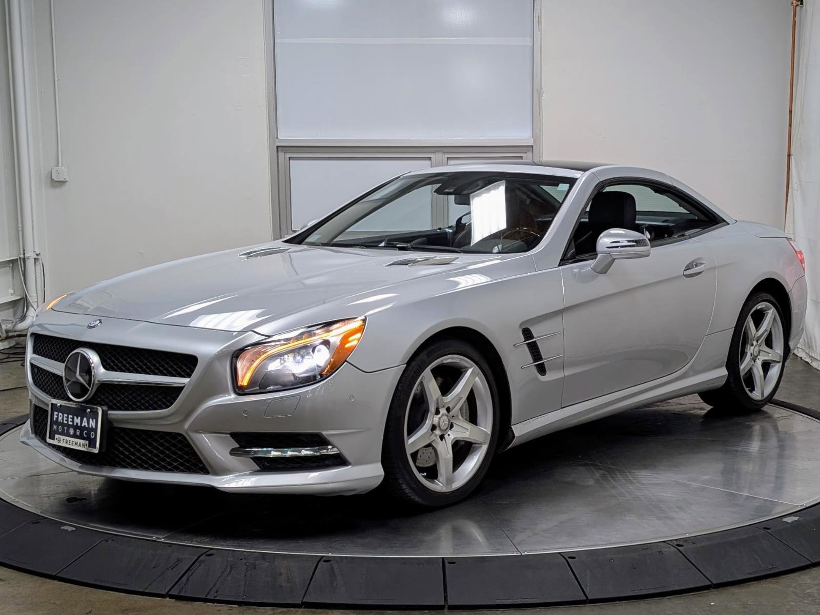 Used 2013 Mercedes-Benz SL 550 w/ Premium Pkg image 13
