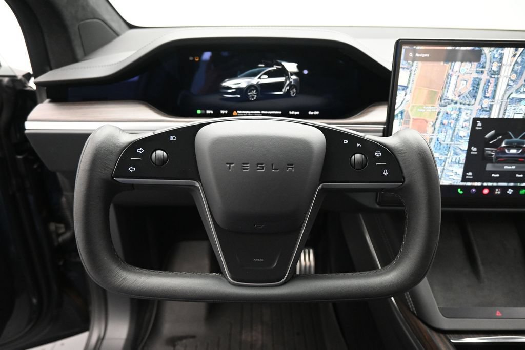 Used 2023 Tesla Model X AWD/4WD image 10