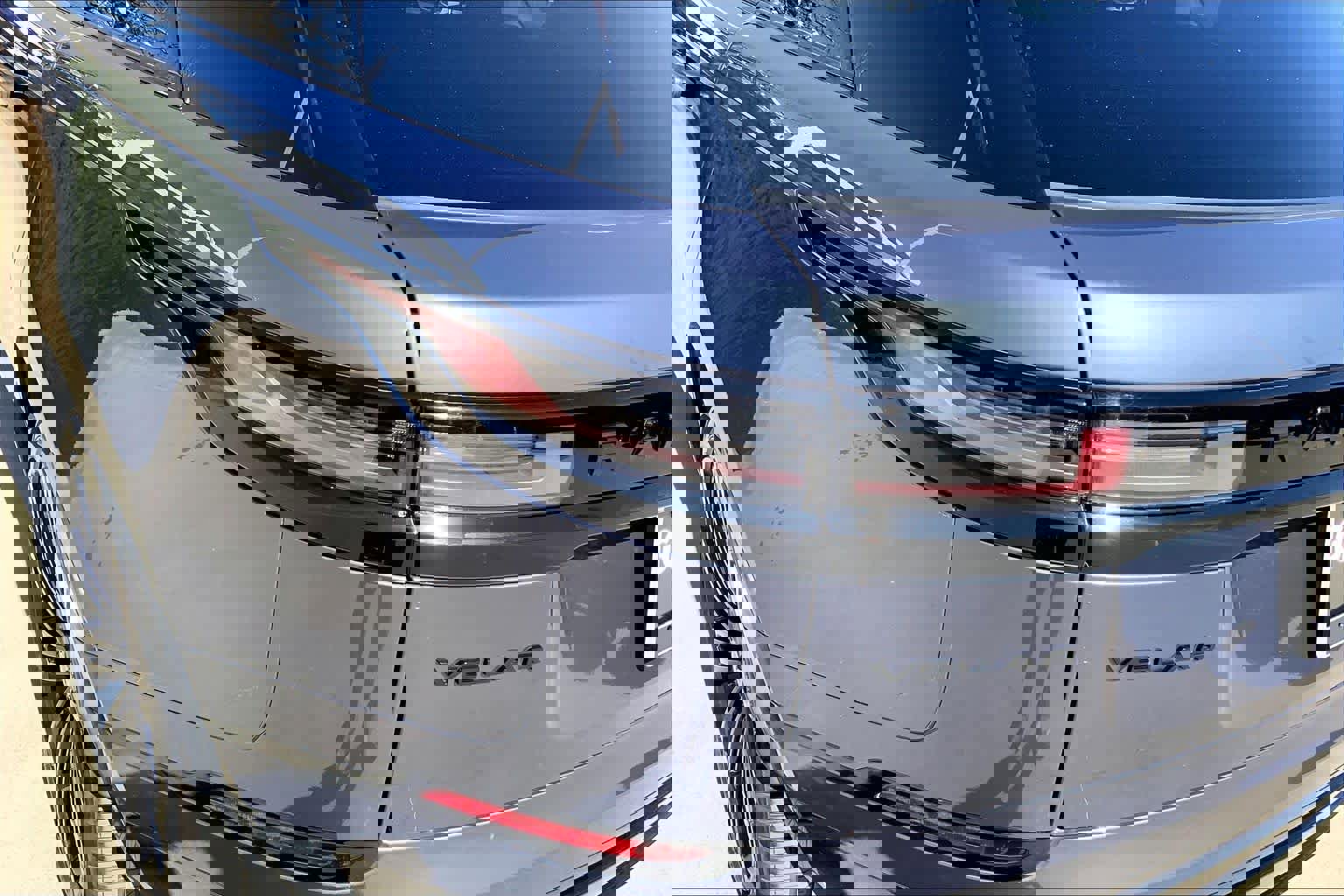 Used 2025 Land Rover Range Rover Velar Dynamic SE image 27