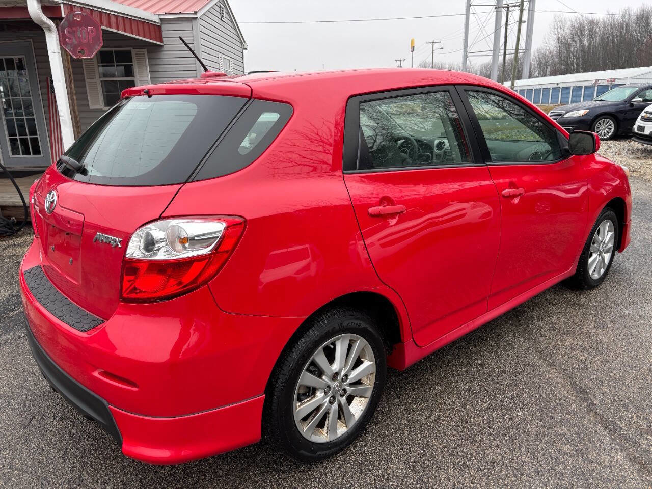 Used 2010 Toyota Matrix image 4