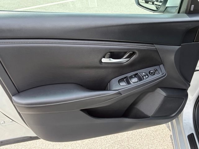 Used 2023 Nissan Sentra SV w/ All-Weather Package FWD image 12