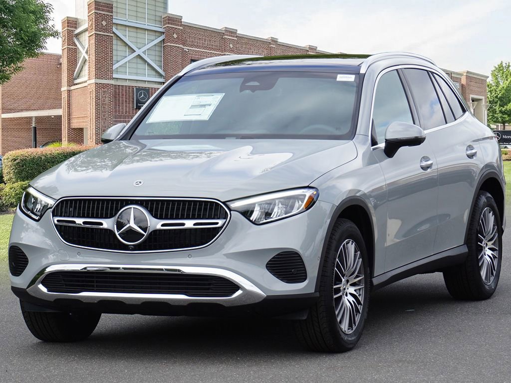 New 2026 Mercedes-Benz GLC 300 4MATIC image 4