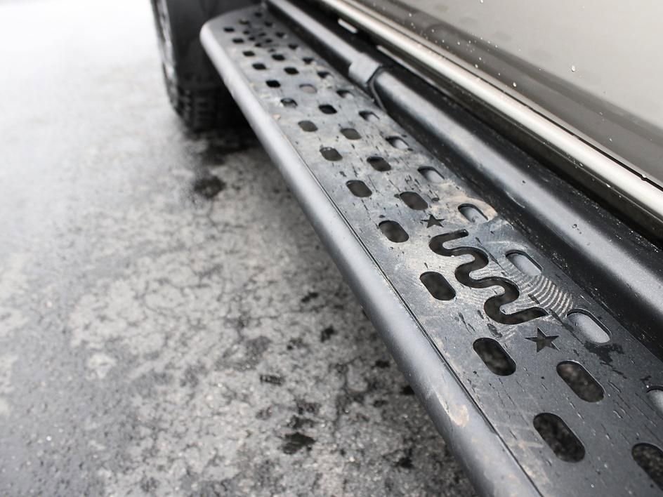 Used 2025 Ford Bronco Badlands image 16