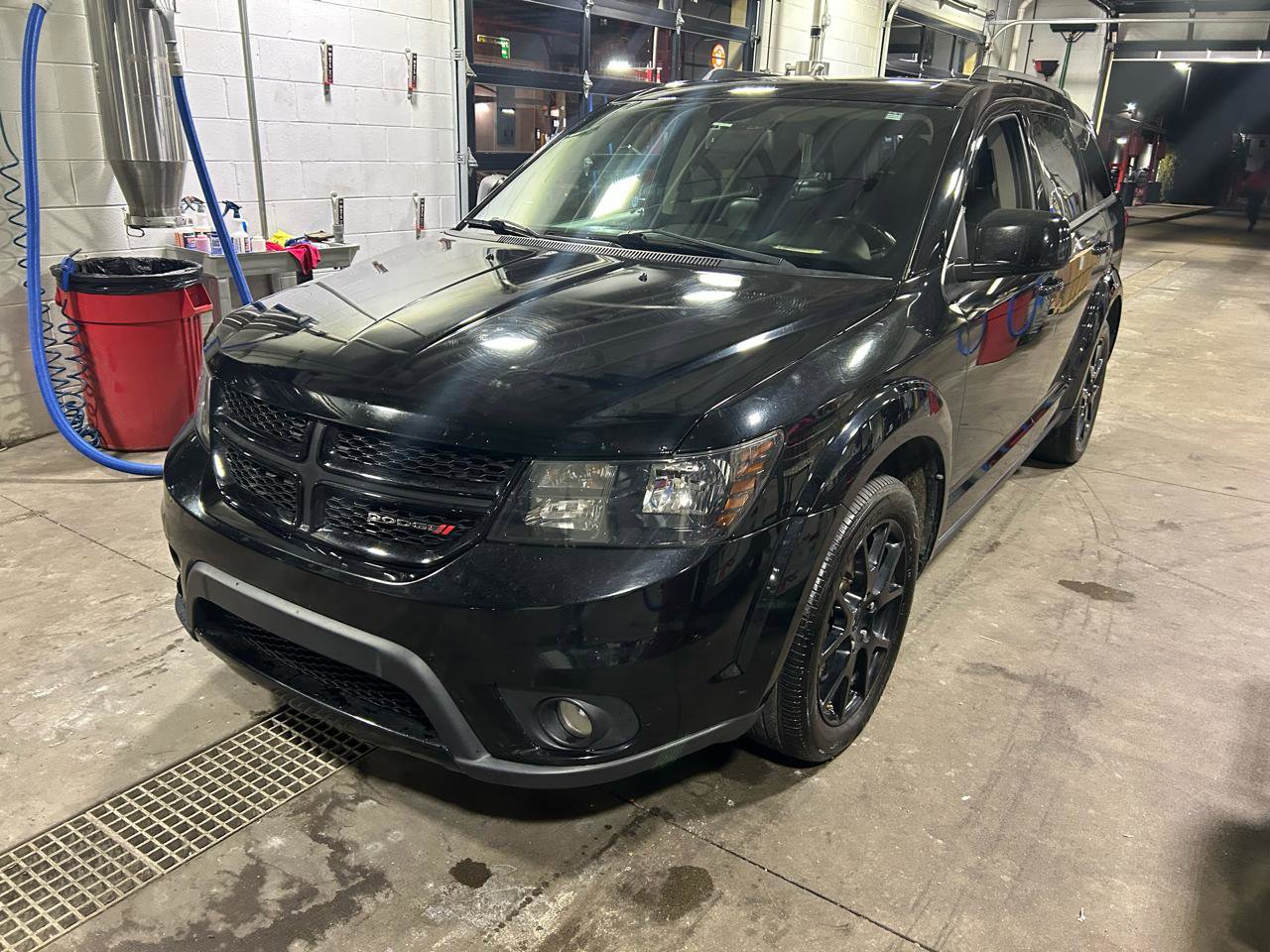 Used 2015 Dodge Journey SXT w/ Flexible Seating Group image 49