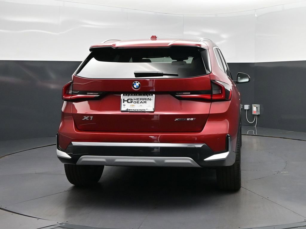 New 2026 BMW X1 xDrive28i w/ Technology Package image 6