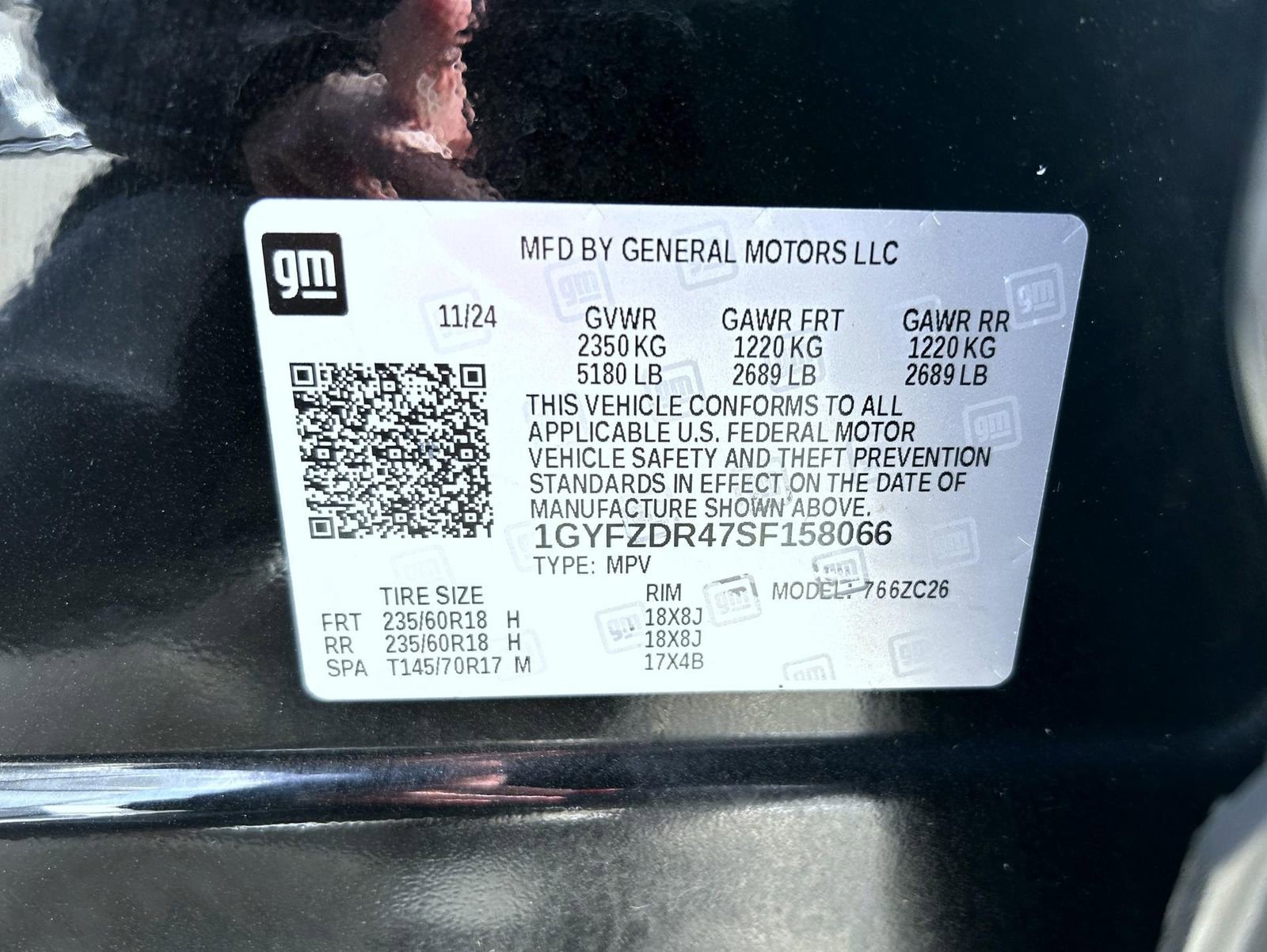 Used 2025 Cadillac XT4 Premium Luxury image 25