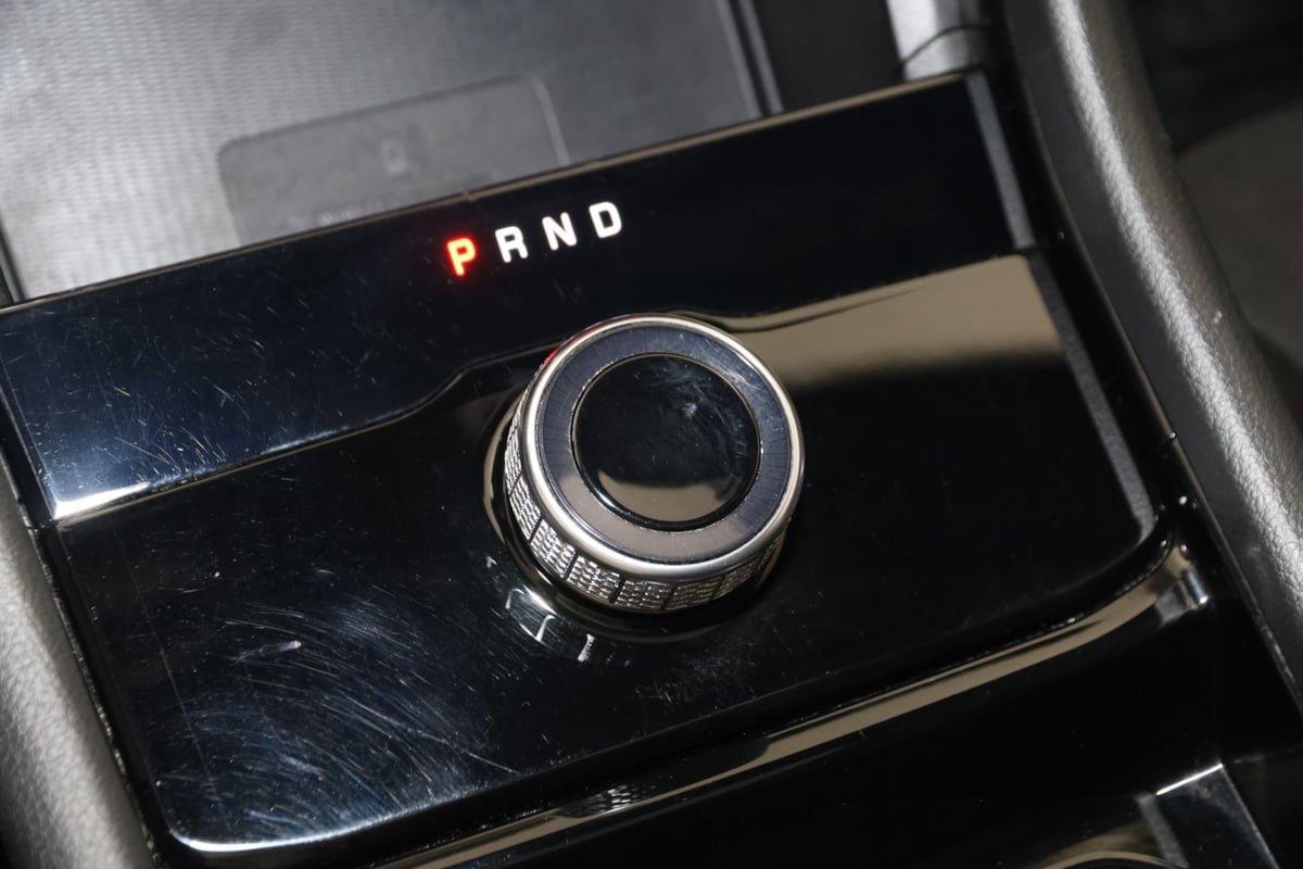 Used 2023 Jeep Grand Cherokee L Laredo AWD/4WD image 7