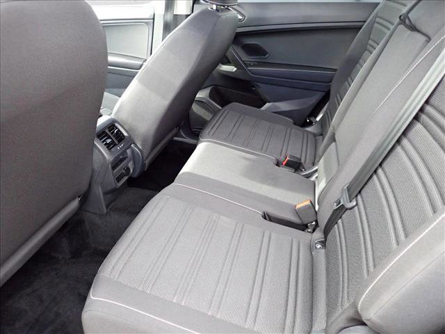 Used 2022 Volkswagen Tiguan S image 9