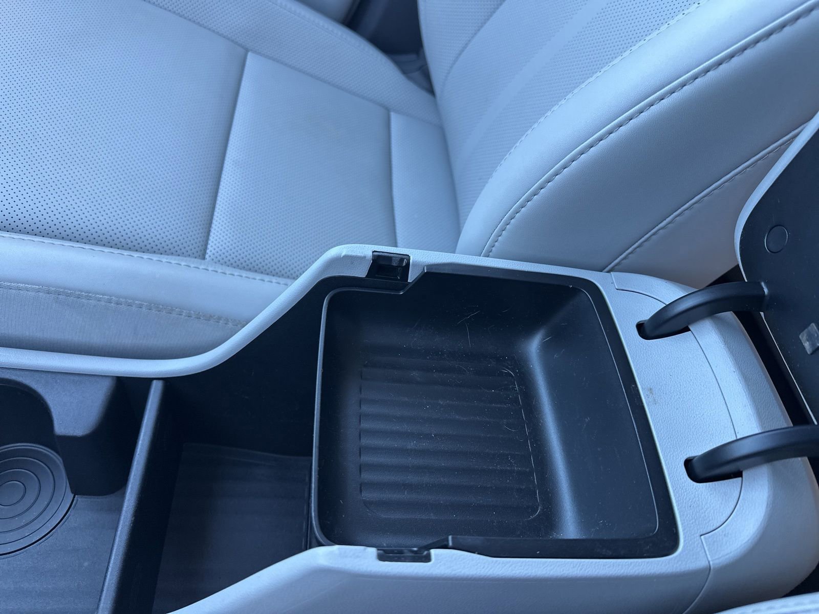 Used 2025 Hyundai Kona Limited image 42