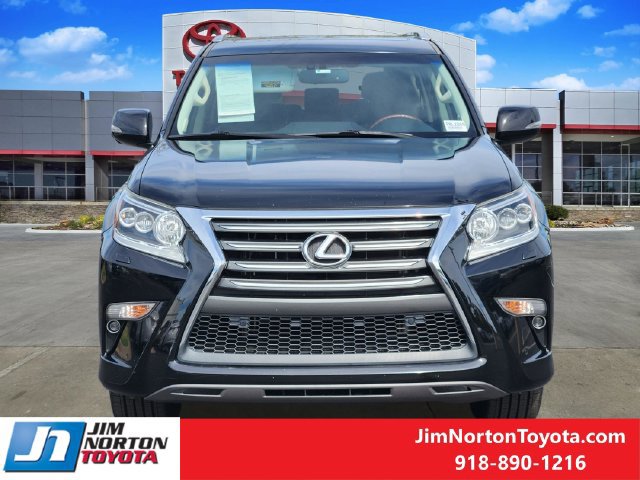 Used 2018 Lexus GX 460 Premium w/ Premium Package AWD/4WD image 2