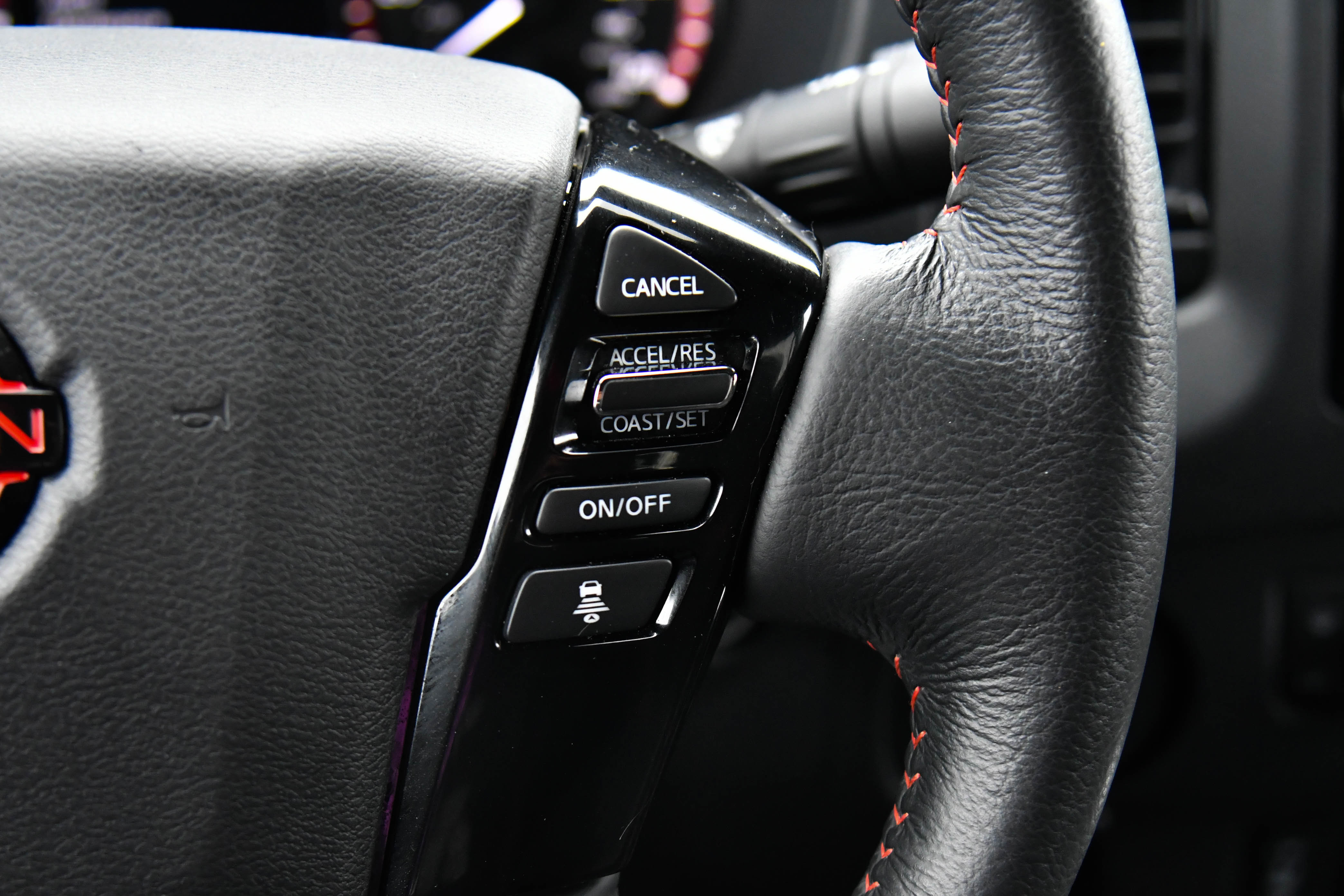 Used 2023 Nissan Frontier Pro-X w/ Pro Convenience Package image 32