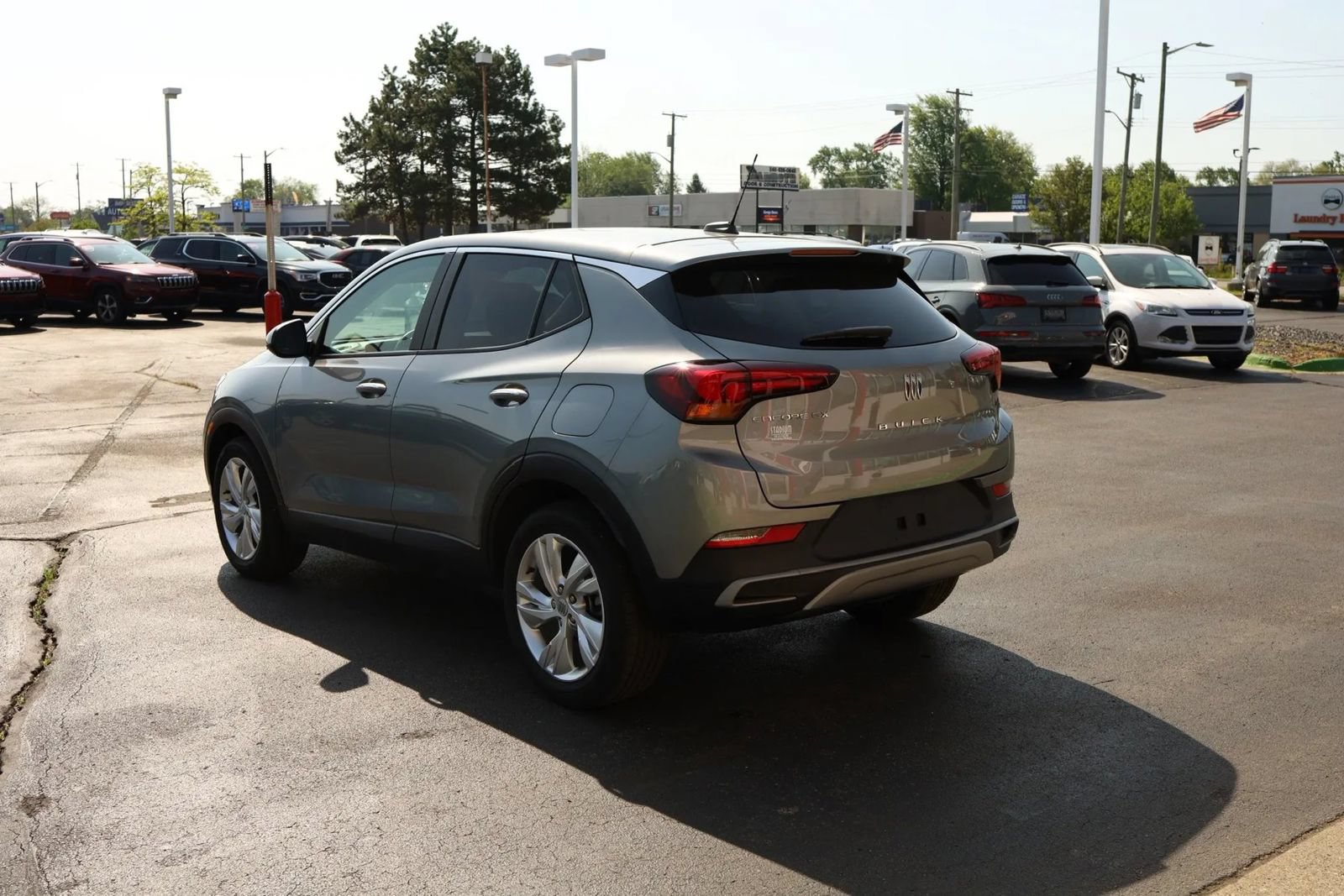 Used 2025 Buick Encore GX Preferred FWD image 8