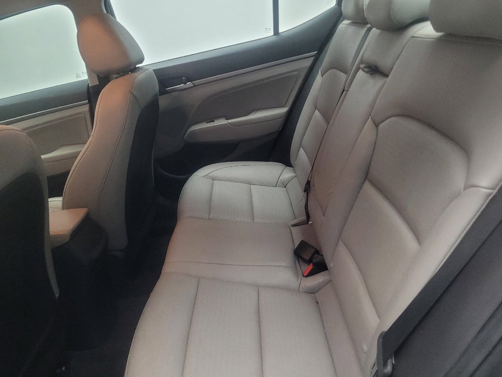 Used 2018 Hyundai Elantra Limited FWD image 18