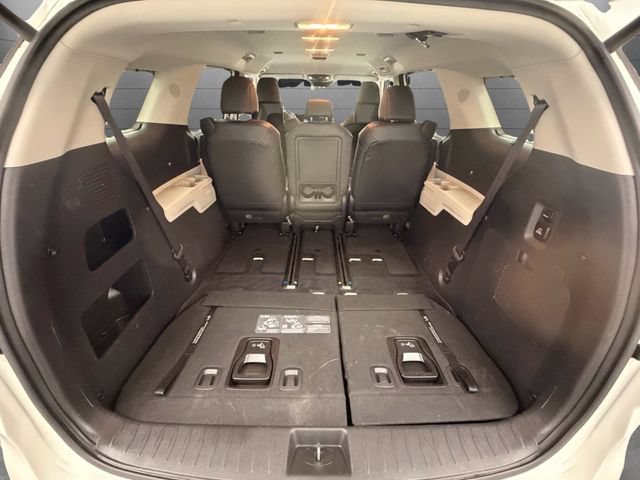 Used 2024 Kia Carnival SX FWD image 20