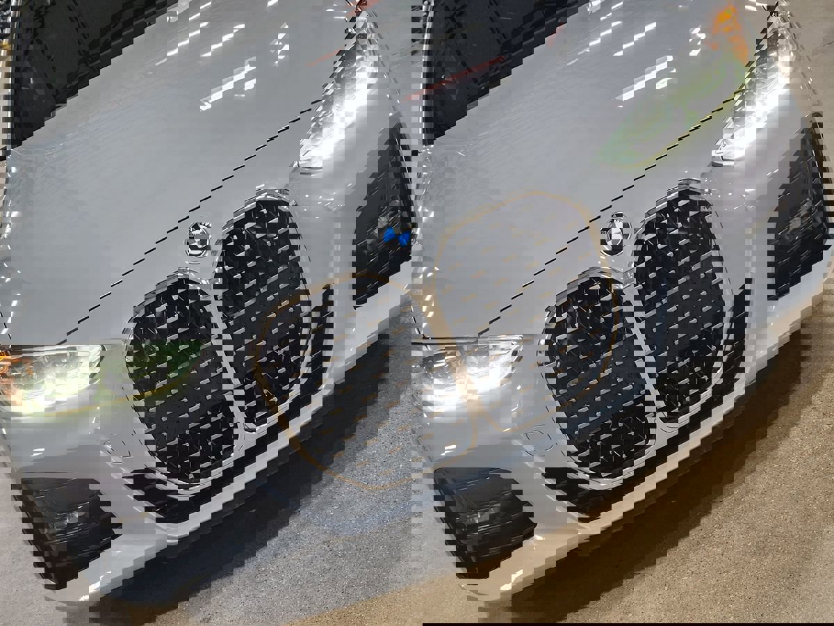 Used 2022 BMW 430i xDrive Coupe w/ M Sport Package image 19