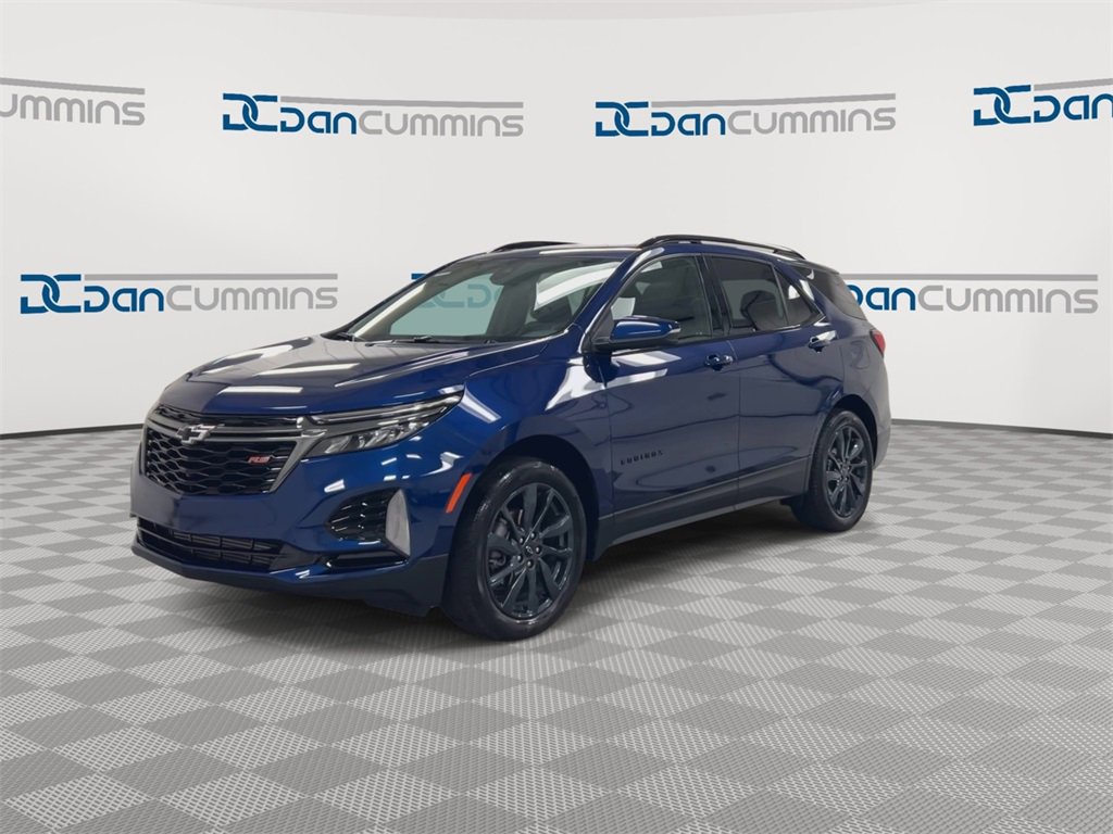Used 2022 Chevrolet Equinox RS w/ RS Leather Package image 4