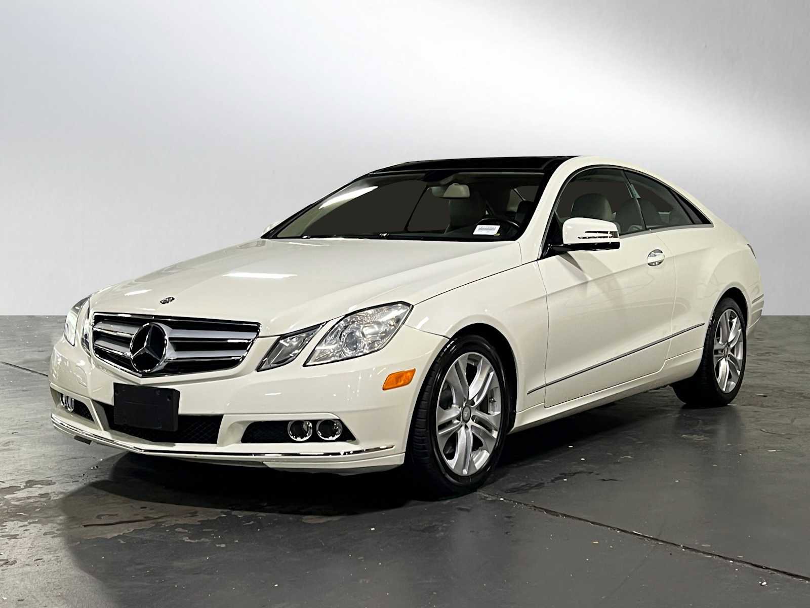 Used 2011 Mercedes-Benz E 350 Coupe image 7
