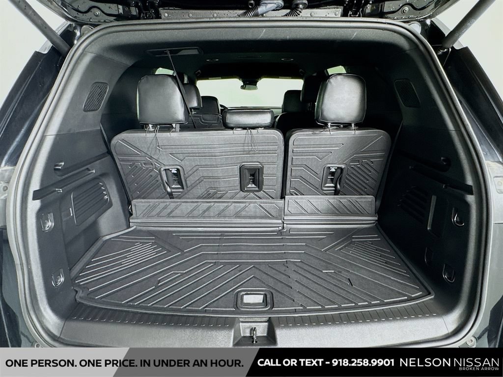 Used 2026 Chevrolet Traverse LT AWD/4WD image 26