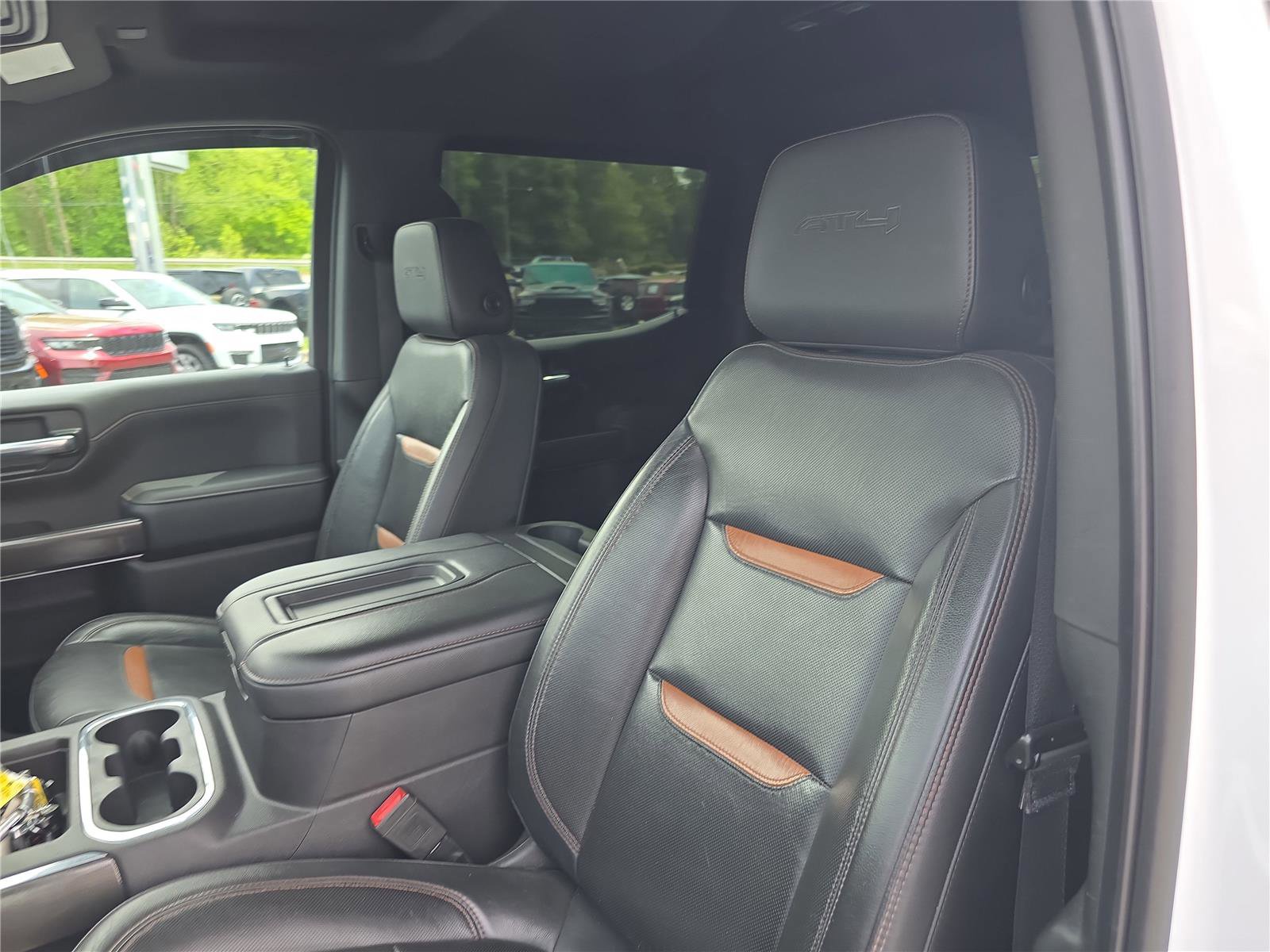Used 2020 GMC Sierra 1500 AT4 w/ AT4 Premium Package AWD/4WD image 20