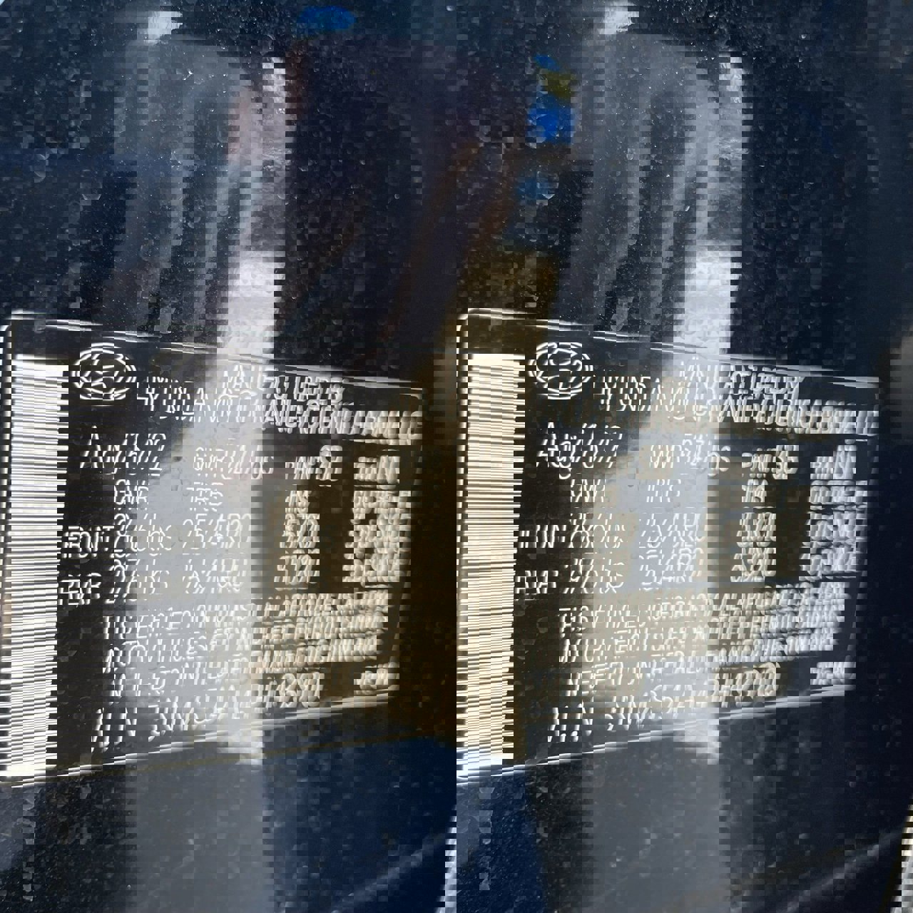 Used 2023 Hyundai Santa Fe Calligraphy image 28