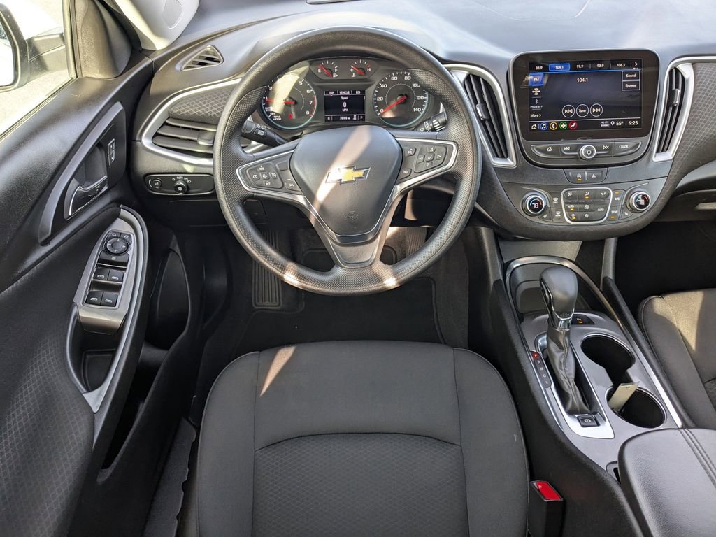 Used 2024 Chevrolet Malibu LT image 14