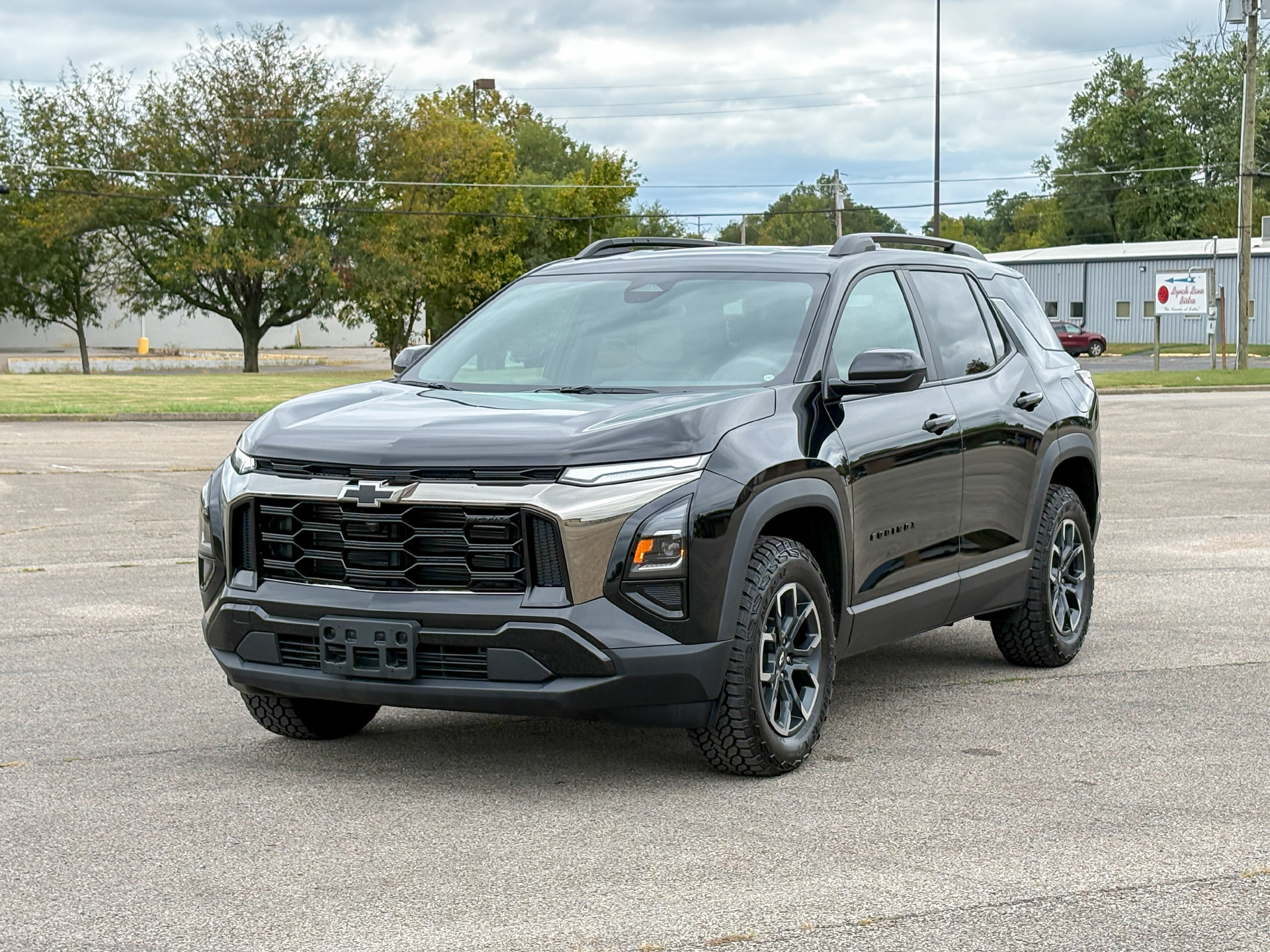 Used 2026 Chevrolet Equinox ACTIV AWD/4WD image 5