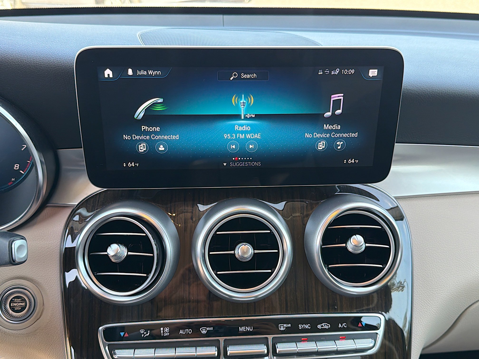 Used 2022 Mercedes-Benz GLC 300 image 30