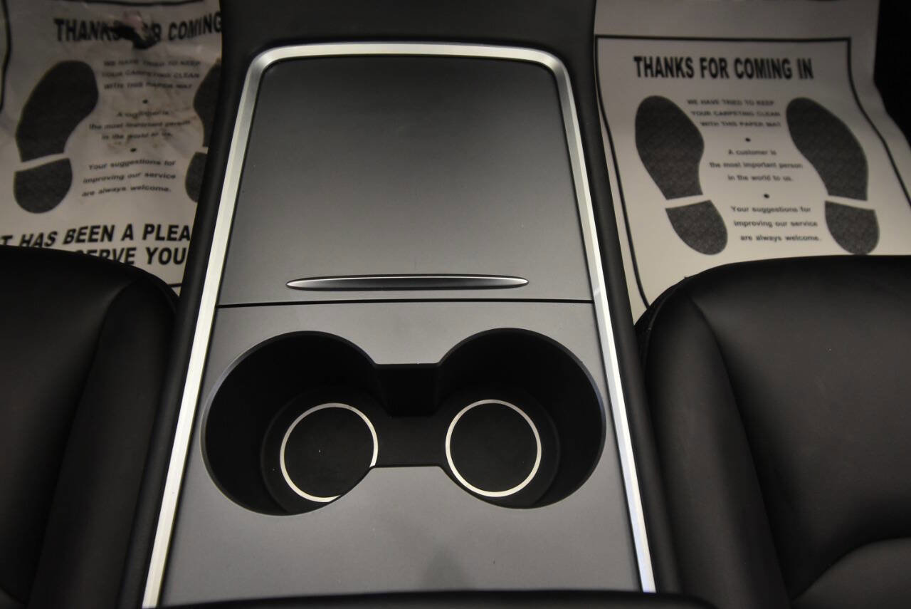 Used 2023 Tesla Model 3 Standard Range image 34