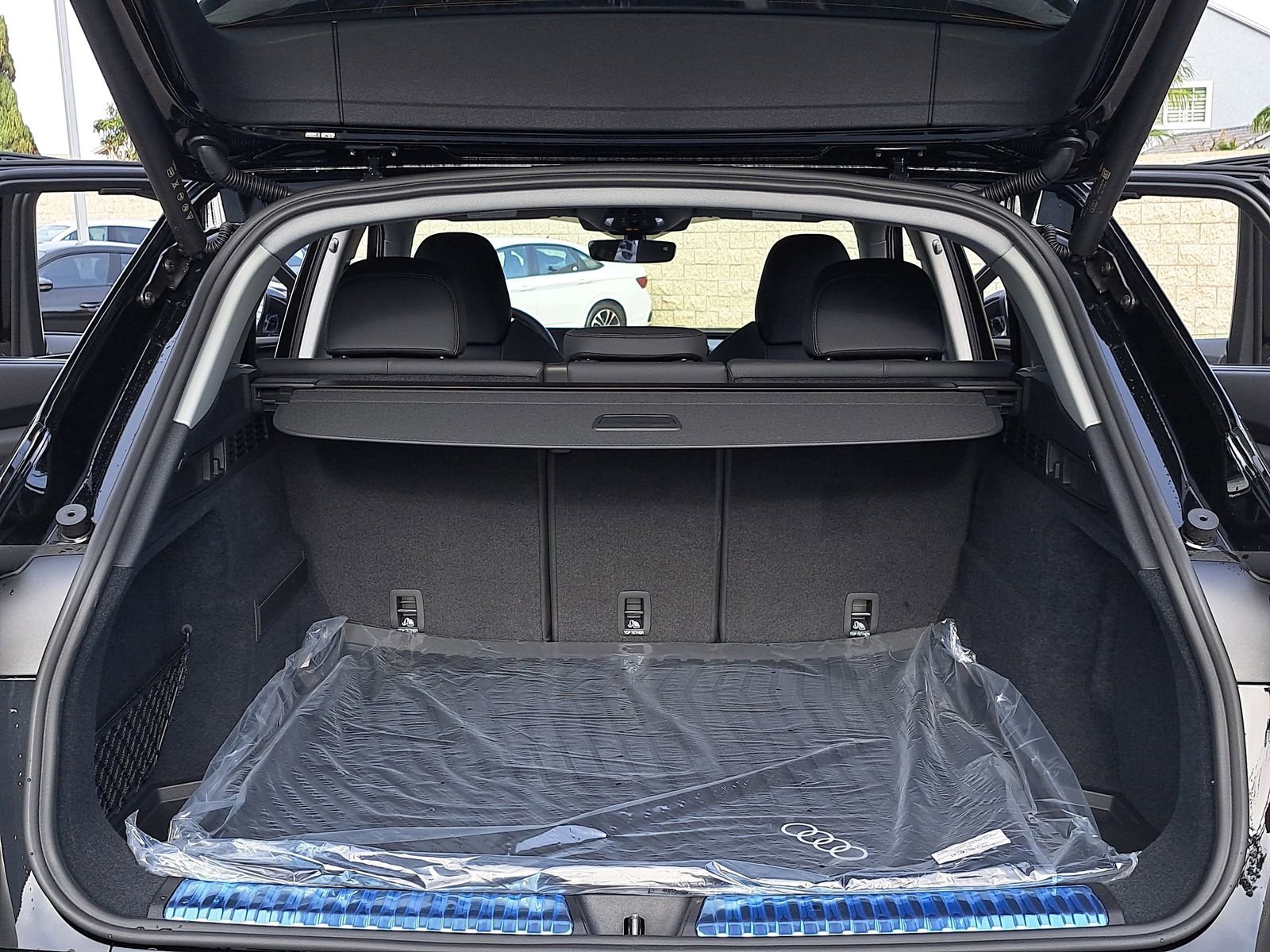 New 2025 Audi Q5 Premium Plus image 12