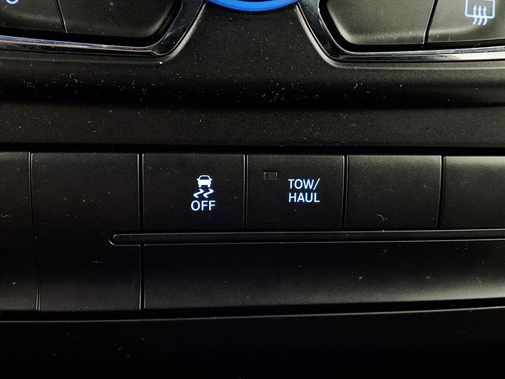 Used 2014 RAM 1500 Outdoorsman image 9