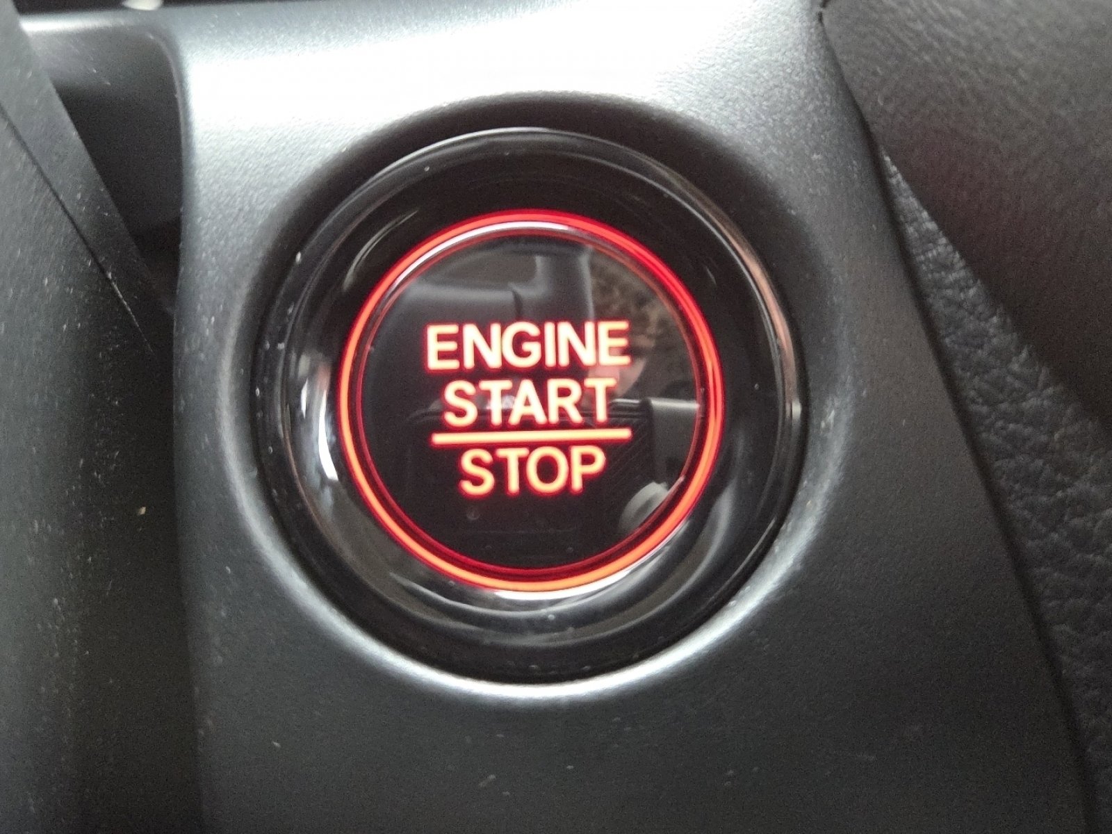 Used 2023 Honda HR-V LX image 31