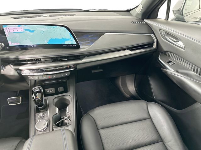 Used 2024 Cadillac XT4 Sport image 28