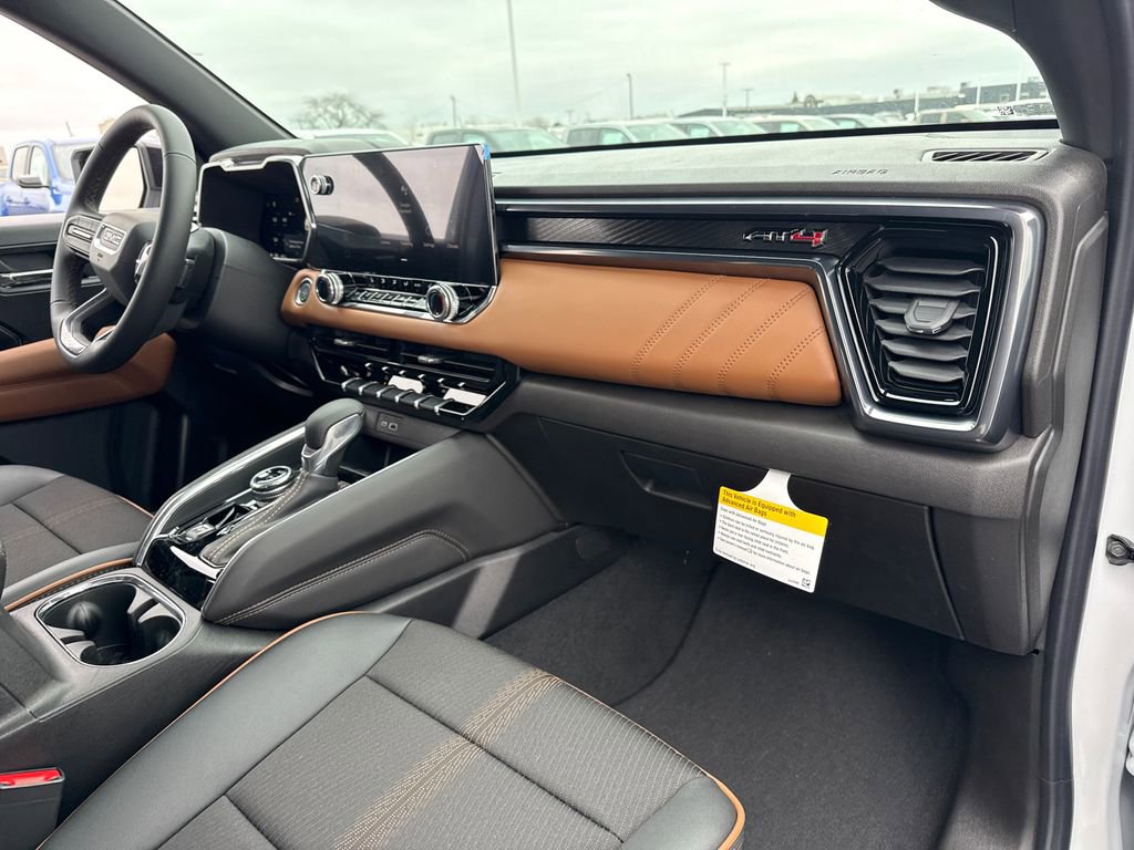 New 2026 GMC Canyon AT4 image 39