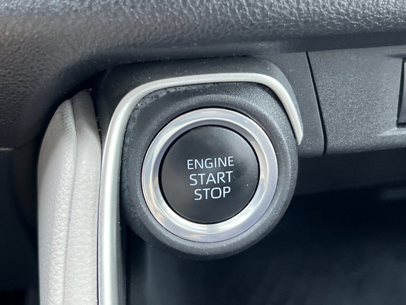 Used 2024 Toyota Grand Highlander AWD image 22