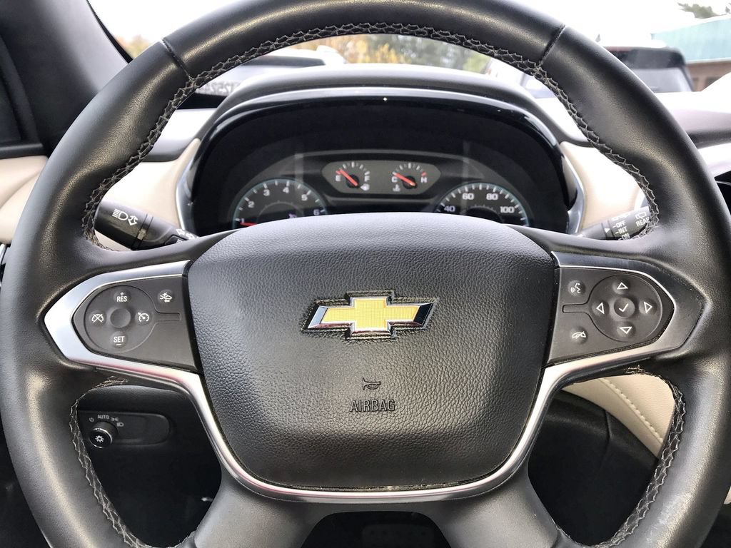 Used 2023 Chevrolet Traverse LT w/ LPO, Floor Liner Package FWD image 14