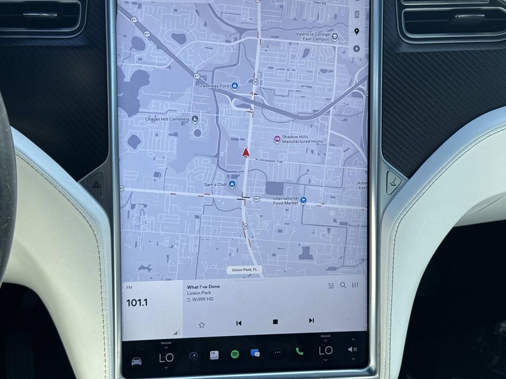 Used 2016 Tesla Model X Performance image 24