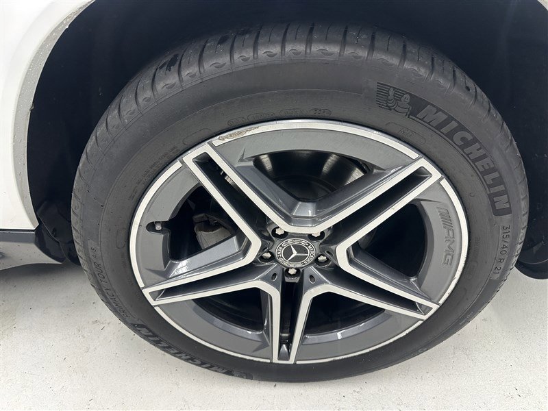 Used 2023 Mercedes-Benz GLS 450 4MATIC image 17