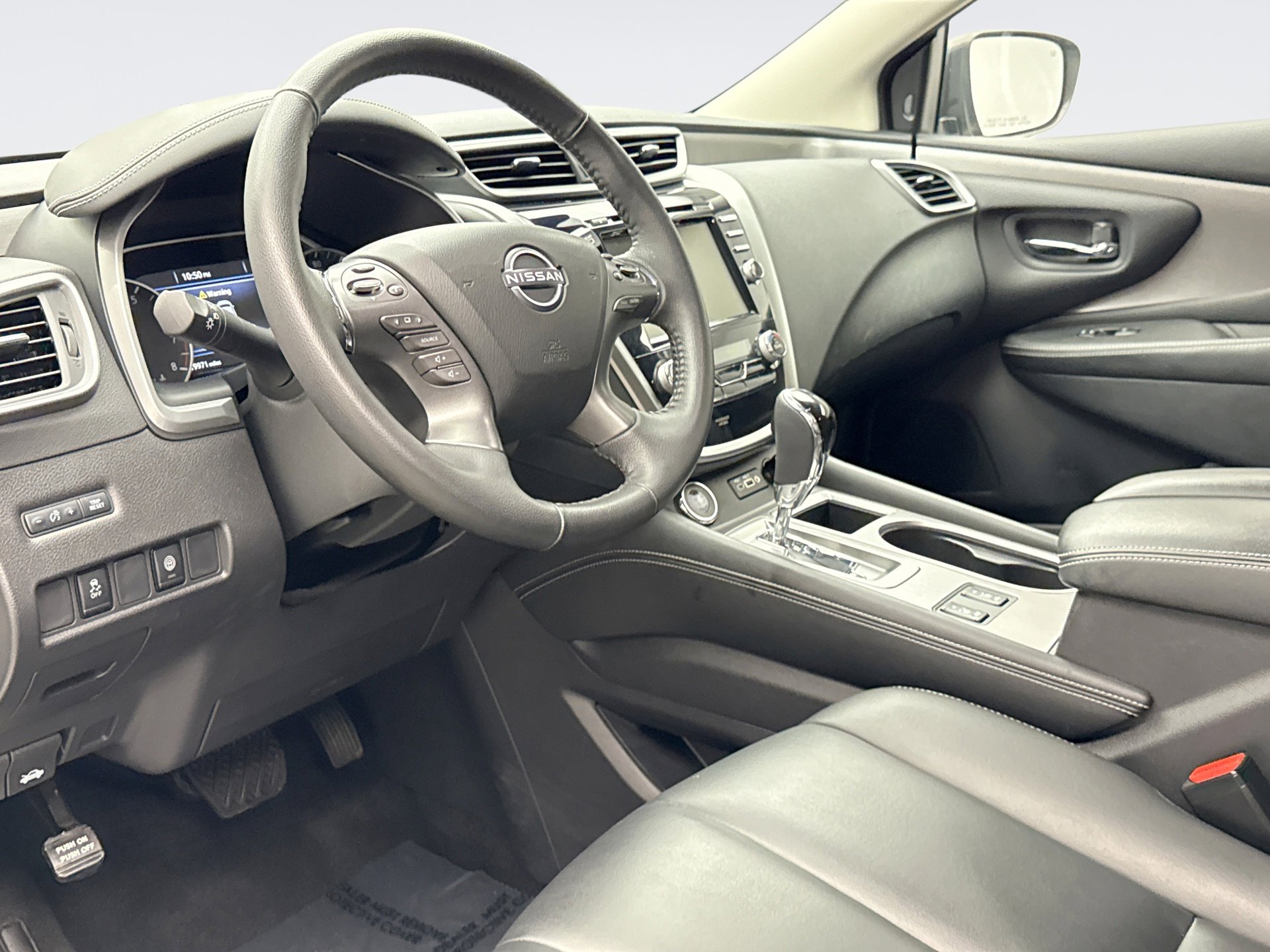 Used 2024 Nissan Murano SV w/ SV Midnight Edition Package image 10