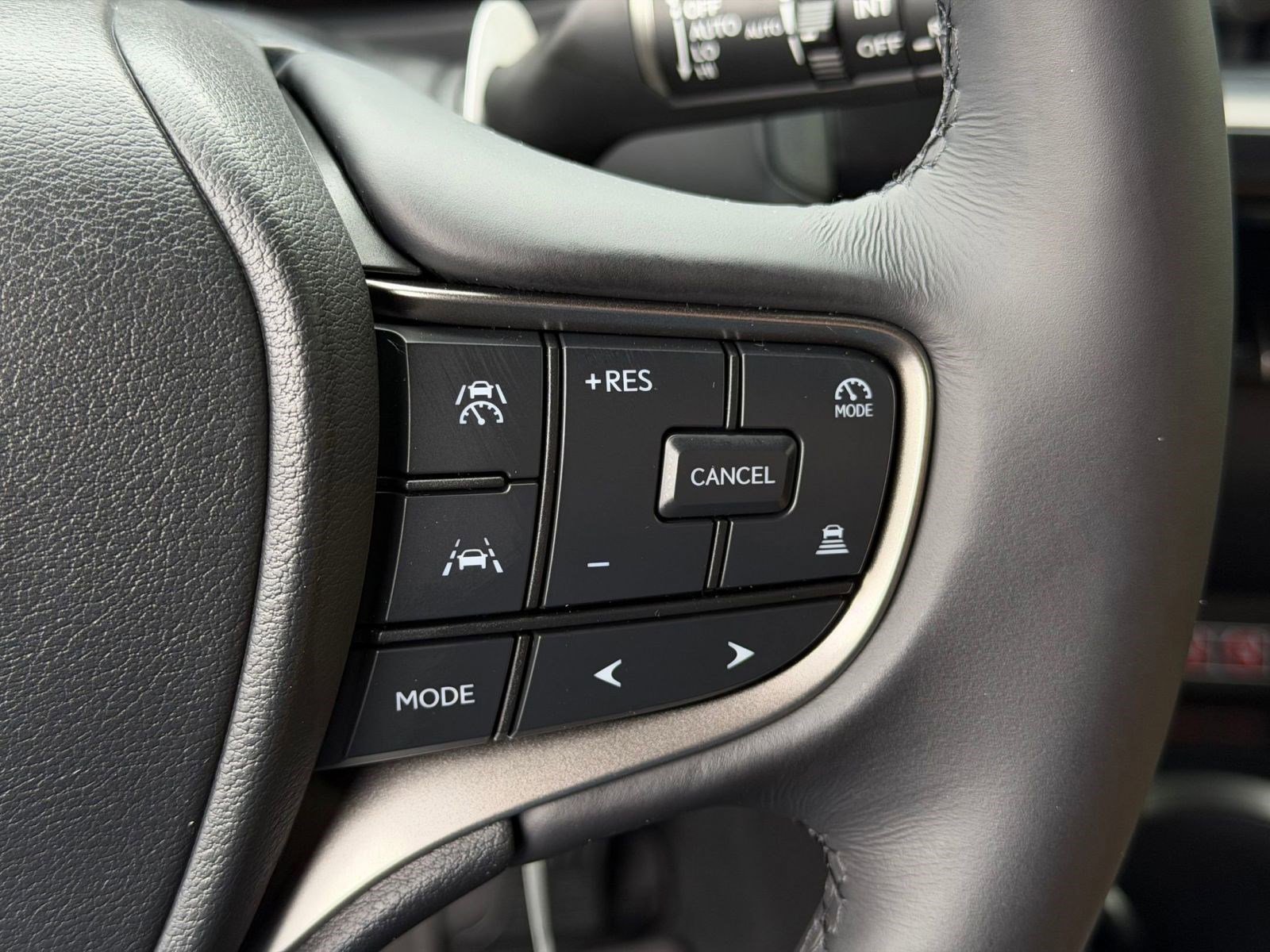 New 2026 Lexus UX 300h AWD image 26