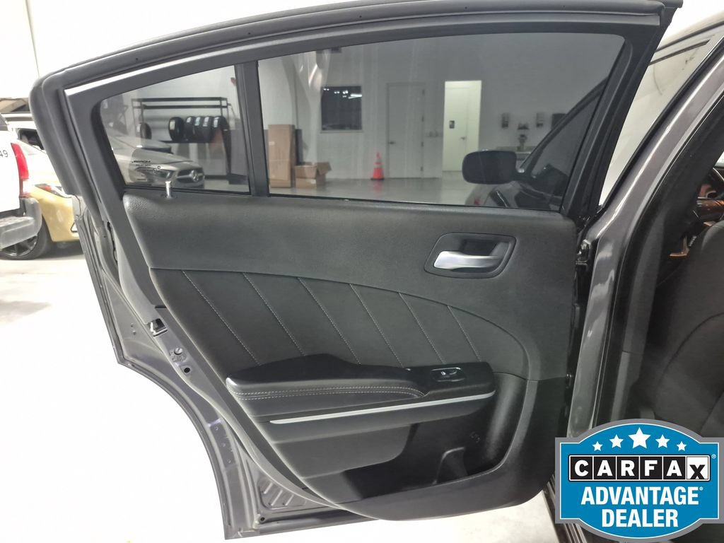 Used 2022 Dodge Charger SXT RWD image 34