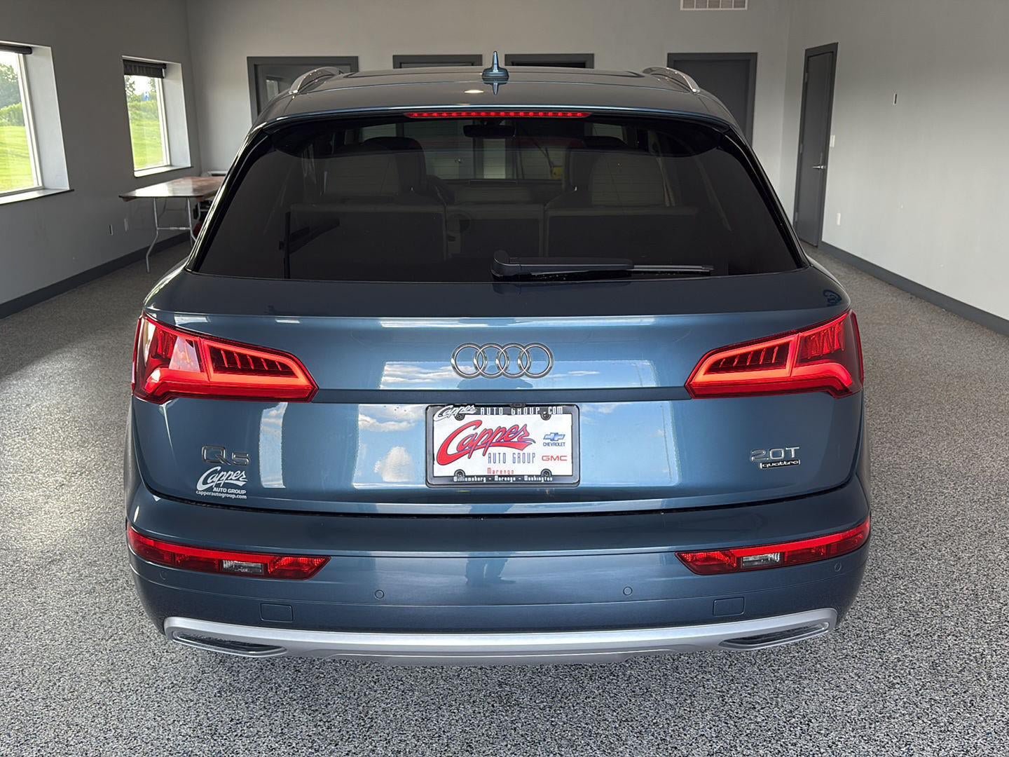 Used 2018 Audi Q5 2.0T Premium Plus w/ Premium Plus Package AWD/4WD image 3