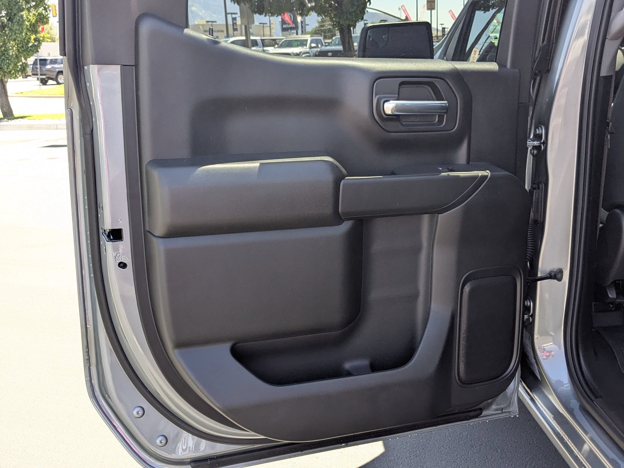 New 2025 Chevrolet Silverado 1500 Custom AWD/4WD image 18
