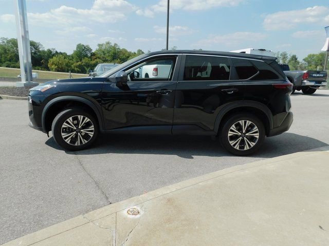 Used 2023 Nissan Rogue SV image 21