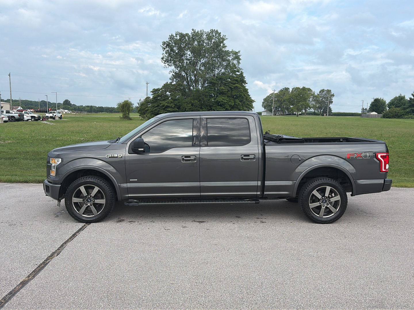 Used 2016 Ford F150 XLT w/ Equipment Group 302A Luxury AWD/4WD image 2