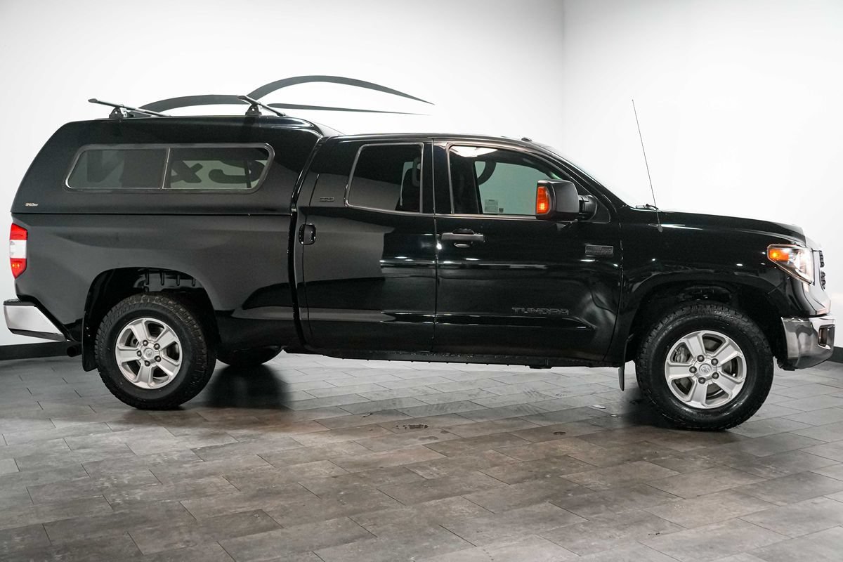 Used 2019 Toyota Tundra SR5 AWD/4WD image 8