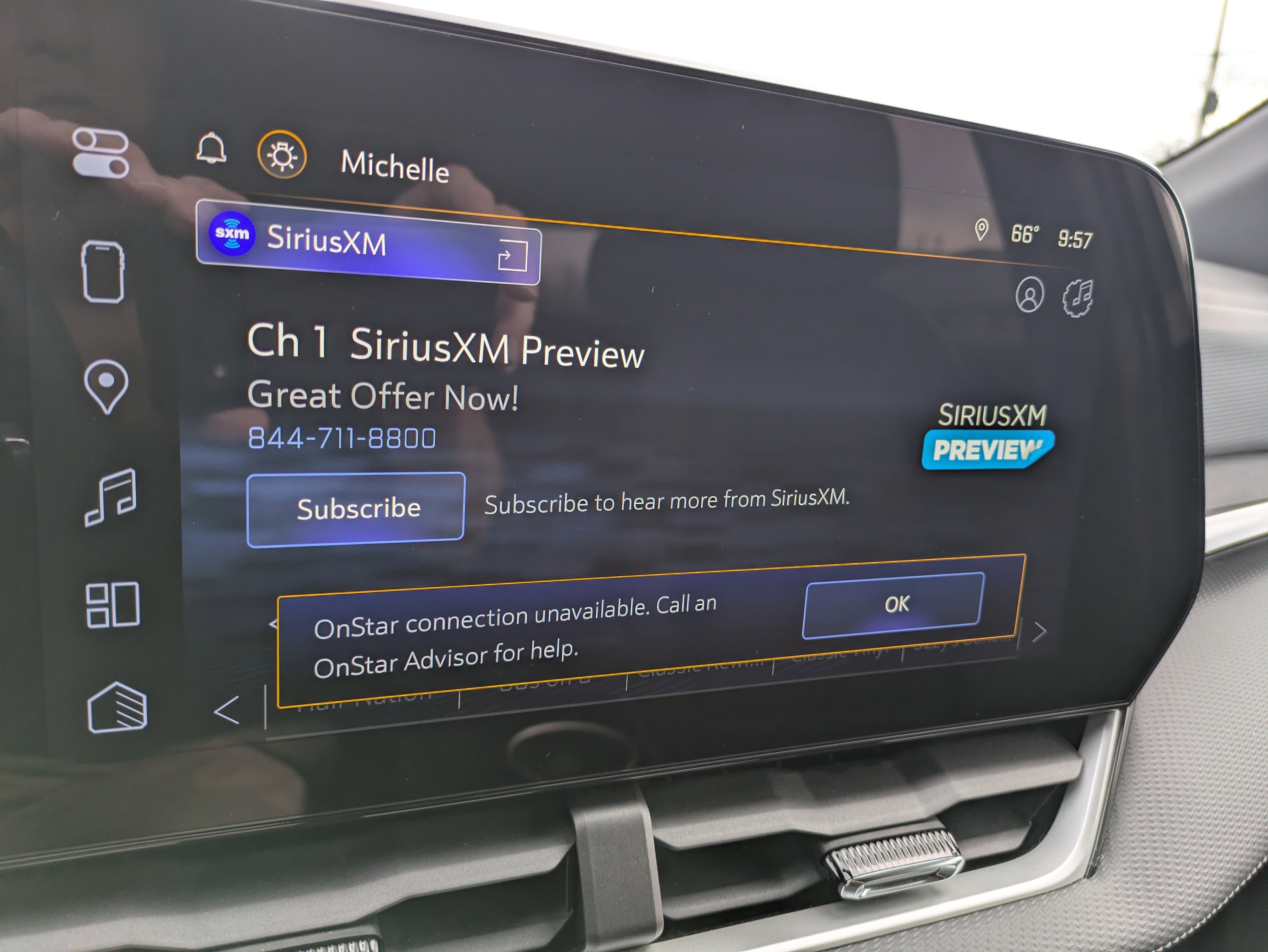 Used 2025 Chevrolet Equinox LT w/ Convenience Package II image 18