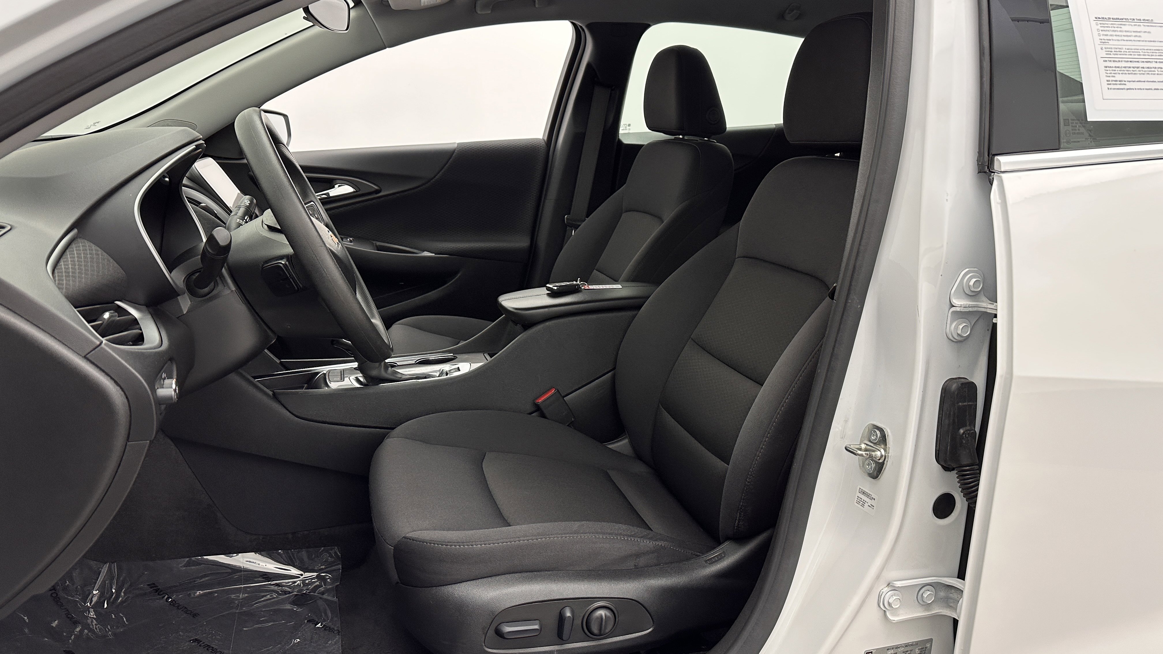 Used 2024 Chevrolet Malibu LT FWD image 13