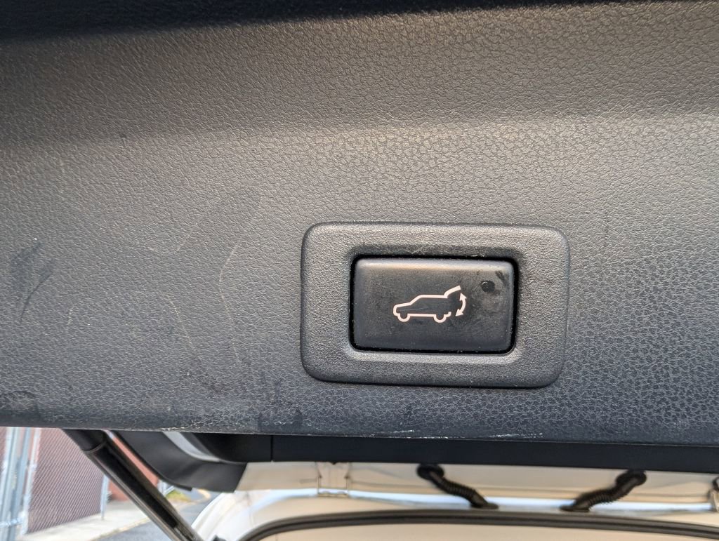 Used 2019 Subaru Ascent Premium image 30