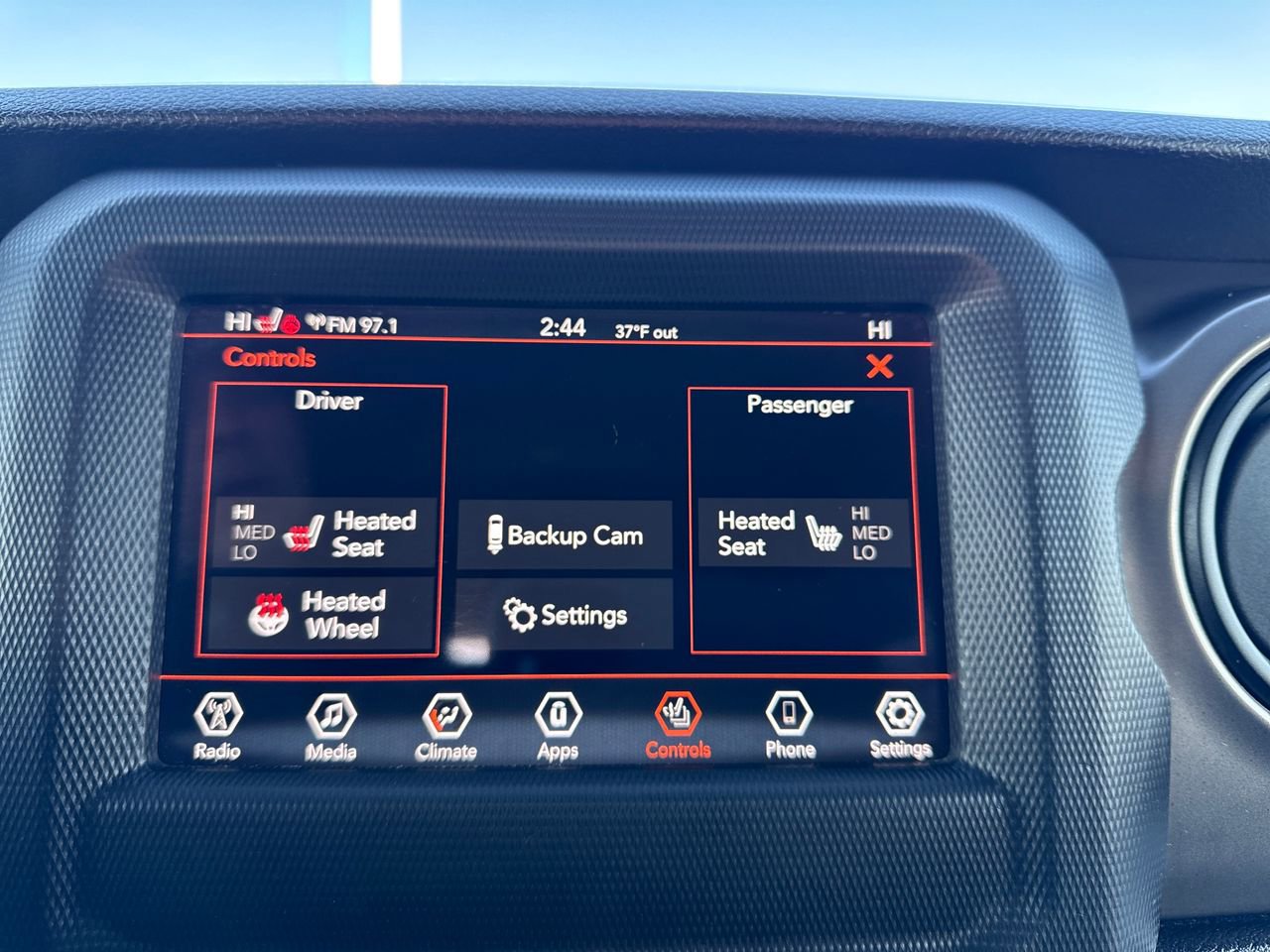 Used 2021 Jeep Wrangler Unlimited Sport w/ Technology Group image 21